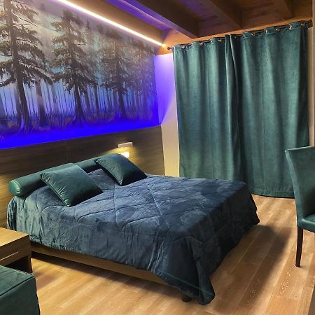 Oasilandia Bed & Breakfast Dorno Екстериор снимка
