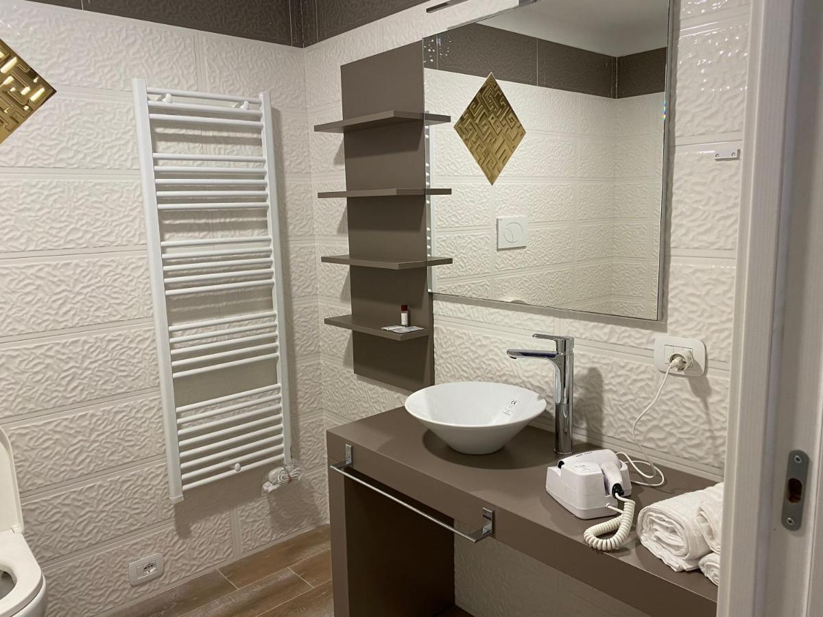 Oasilandia Bed & Breakfast Dorno Екстериор снимка